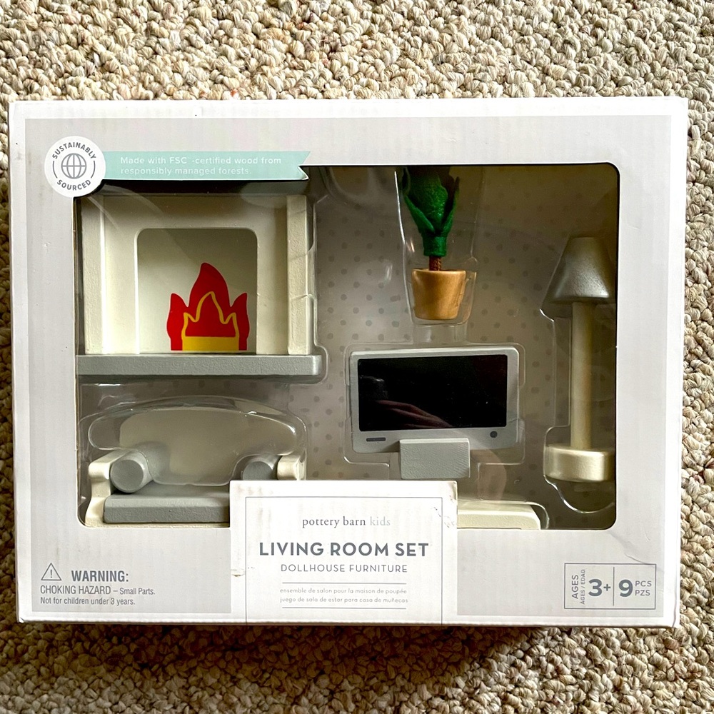 Pottery Barn Kids Dollhouse living room furniture set. FIRM PRICE!